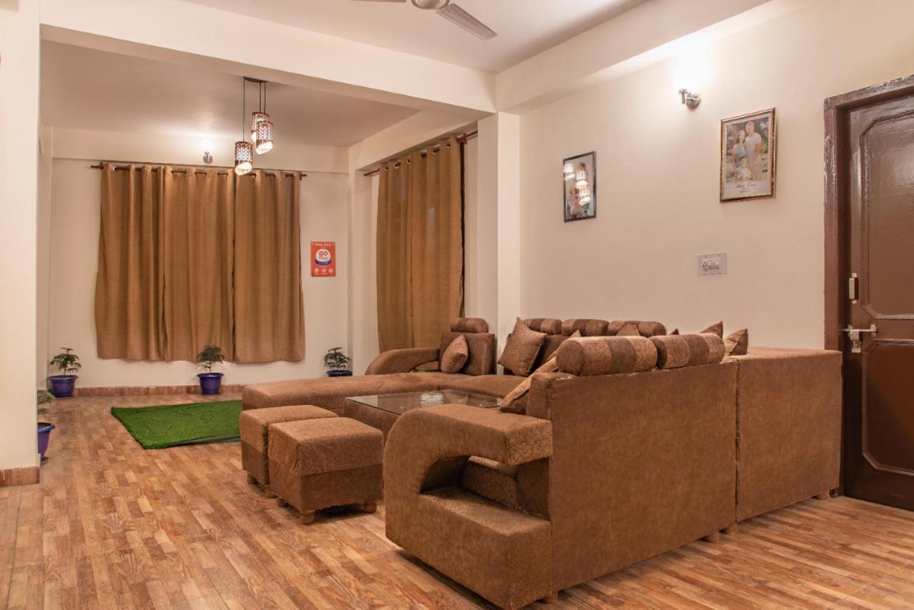 Pine Villa Касаули Екстериор снимка