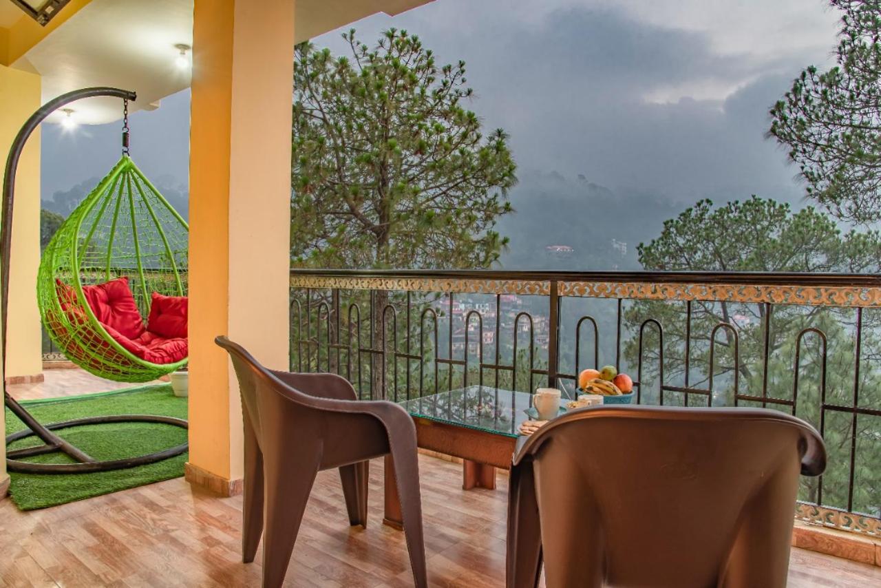 Pine Villa Касаули Екстериор снимка